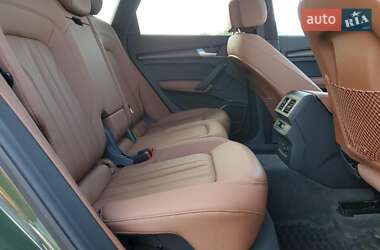 Внедорожник / Кроссовер Audi Q5 2021 в 