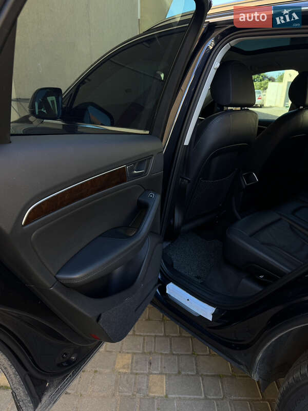 Позашляховик / Кросовер Audi Q5 2015 в Одесі