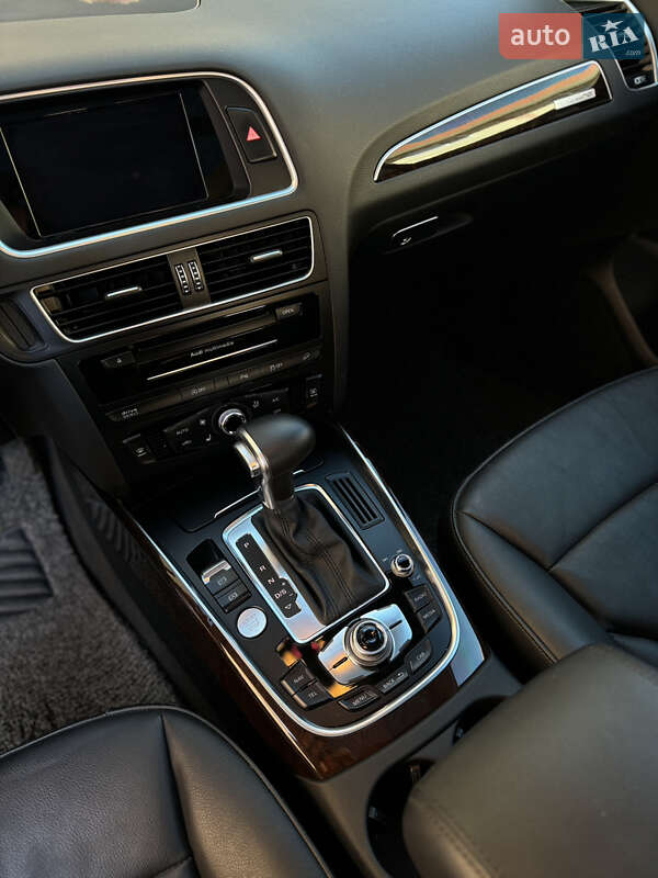 Позашляховик / Кросовер Audi Q5 2015 в Одесі