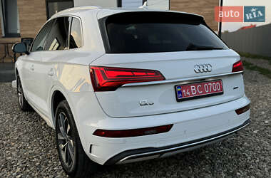 Внедорожник / Кроссовер Audi Q5 2021 в 