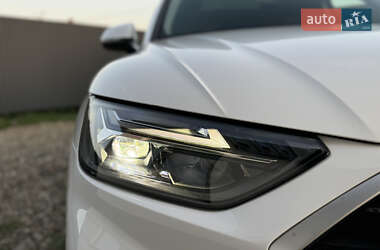 Внедорожник / Кроссовер Audi Q5 2021 в 