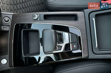 Внедорожник / Кроссовер Audi Q5 2021 в 