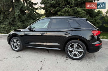 Внедорожник / Кроссовер Audi Q5 2019 в 