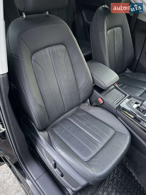 Позашляховик / Кросовер Audi Q5 2019 в Києві