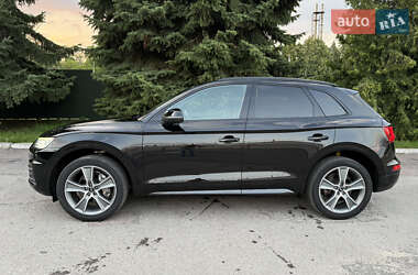 Внедорожник / Кроссовер Audi Q5 2019 в Киеве