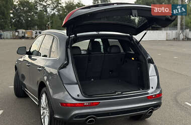Позашляховик / Кросовер Audi Q5 2016 в 
