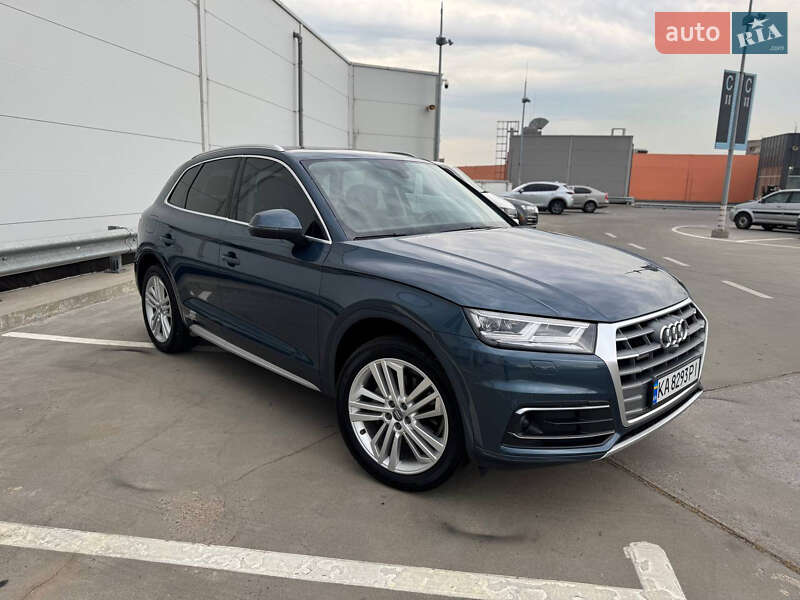 Внедорожник / Кроссовер Audi Q5 2018 в Киеве