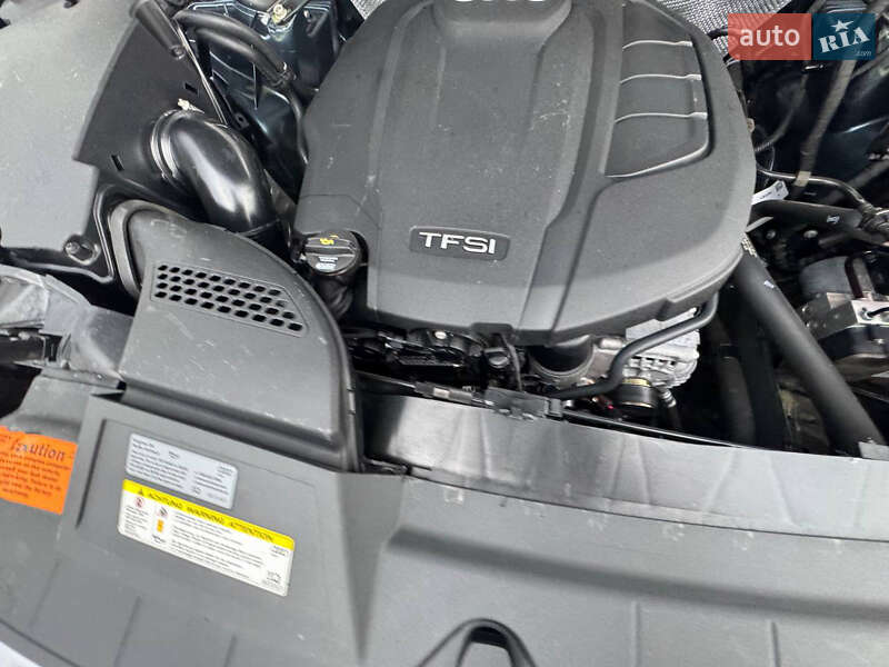 Внедорожник / Кроссовер Audi Q5 2018 в Киеве