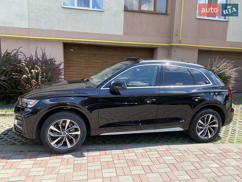 Позашляховик / Кросовер Audi Q5 2020 в Львові