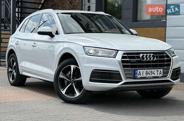 Внедорожник / Кроссовер Audi Q5 2020 в 