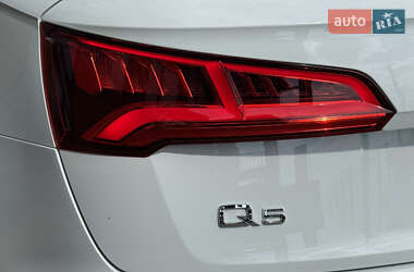 Внедорожник / Кроссовер Audi Q5 2020 в 