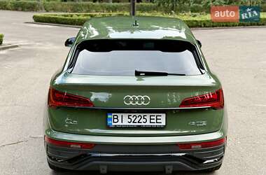 Внедорожник / Кроссовер Audi Q5 2021 в 
