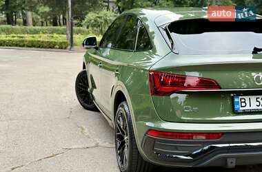 Внедорожник / Кроссовер Audi Q5 2021 в 