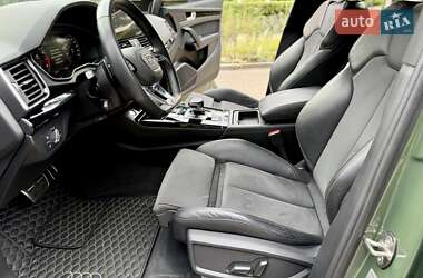 Внедорожник / Кроссовер Audi Q5 2021 в 