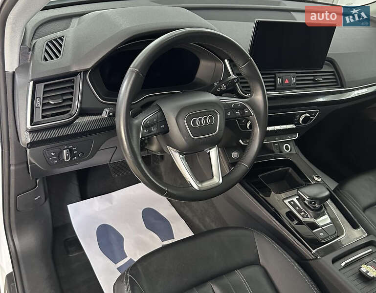 Позашляховик / Кросовер Audi Q5 2021 в Ірпені