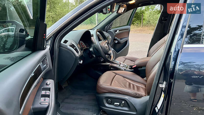 Позашляховик / Кросовер Audi Q5 2014 в Кривому Розі