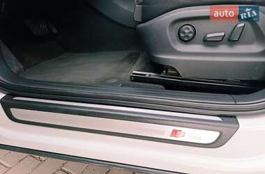 Внедорожник / Кроссовер Audi Q5 2011 в 