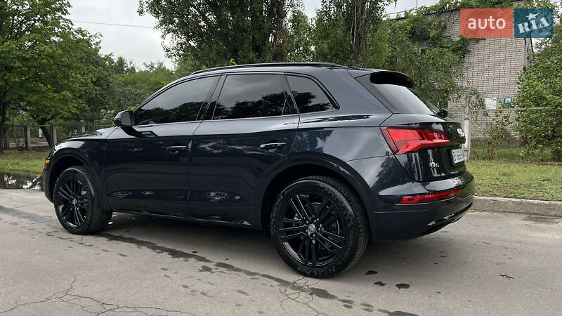 Внедорожник / Кроссовер Audi Q5 2018 в Горишних Плавнях