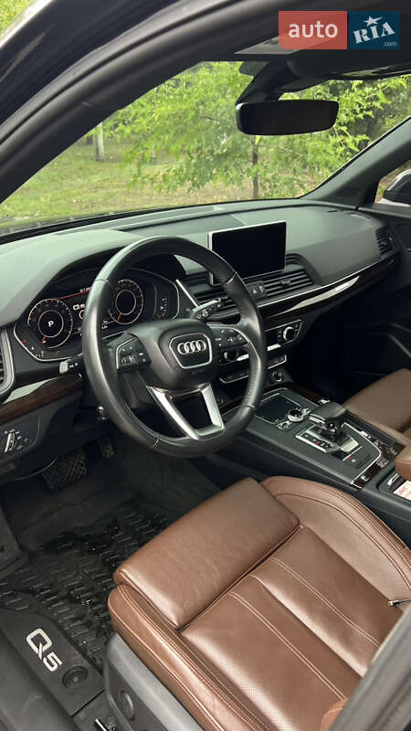 Внедорожник / Кроссовер Audi Q5 2018 в Горишних Плавнях