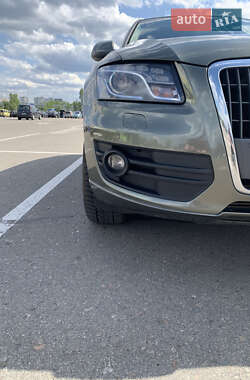 Позашляховик / Кросовер Audi Q5 2011 в 
