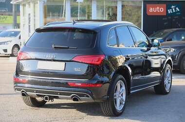Внедорожник / Кроссовер Audi Q5 2016 в 