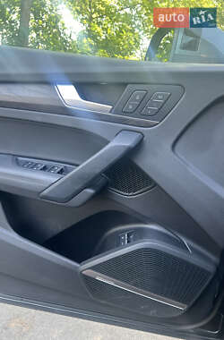 Внедорожник / Кроссовер Audi Q5 2020 в 