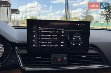 Внедорожник / Кроссовер Audi Q5 2021 в 