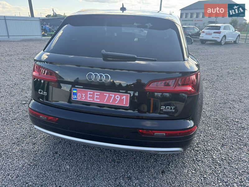 Внедорожник / Кроссовер Audi Q5 2018 в Луцке