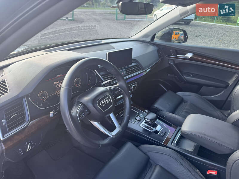 Внедорожник / Кроссовер Audi Q5 2018 в Луцке