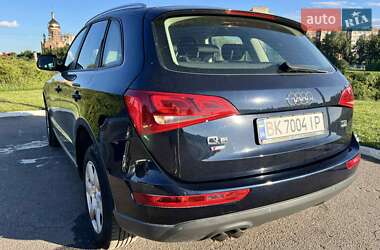 Внедорожник / Кроссовер Audi Q5 2010 в 