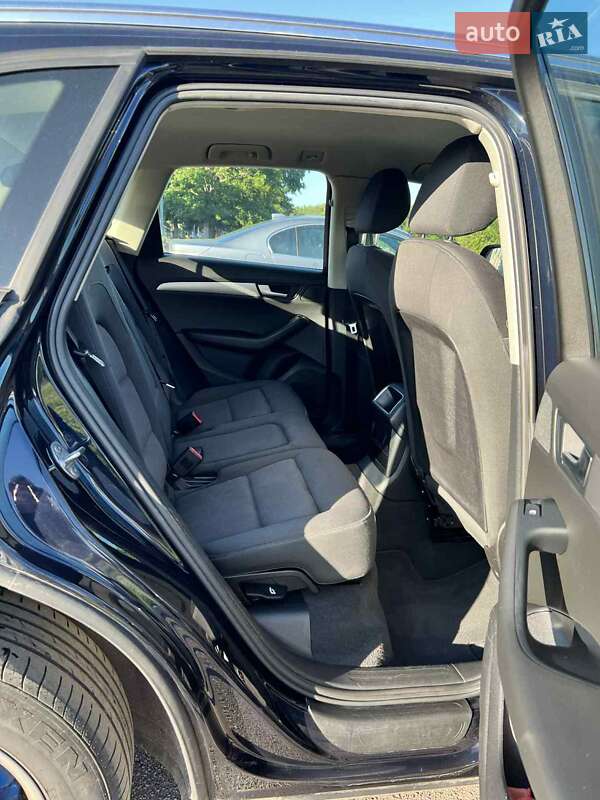 Внедорожник / Кроссовер Audi Q5 2010 в Ровно фото 11 Внедорожник / Кроссовер Audi Q5 2010 в Ровно