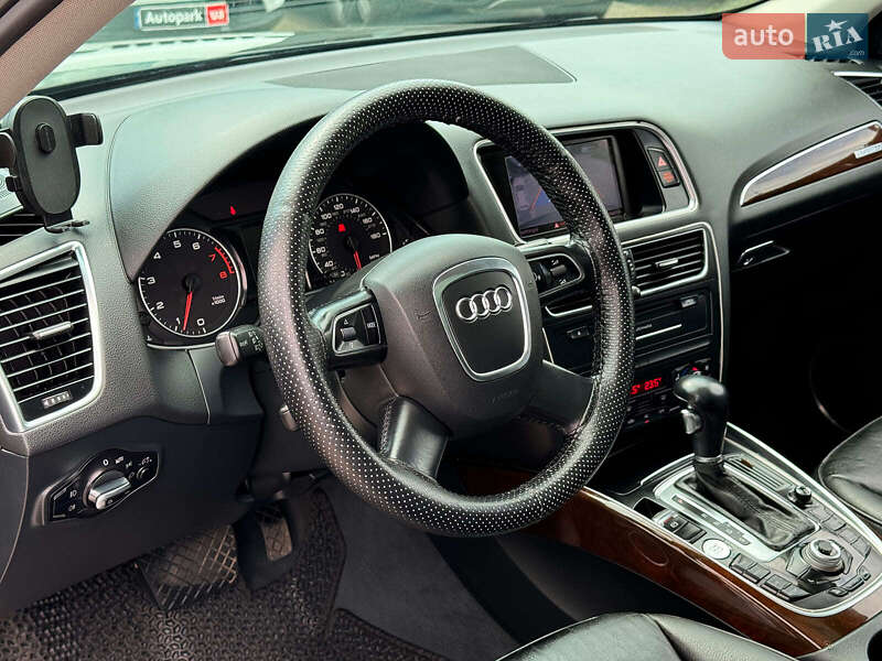 Внедорожник / Кроссовер Audi Q5 2012 в Виннице