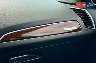 Внедорожник / Кроссовер Audi Q5 2012 в 