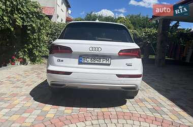 Внедорожник / Кроссовер Audi Q5 2017 в 