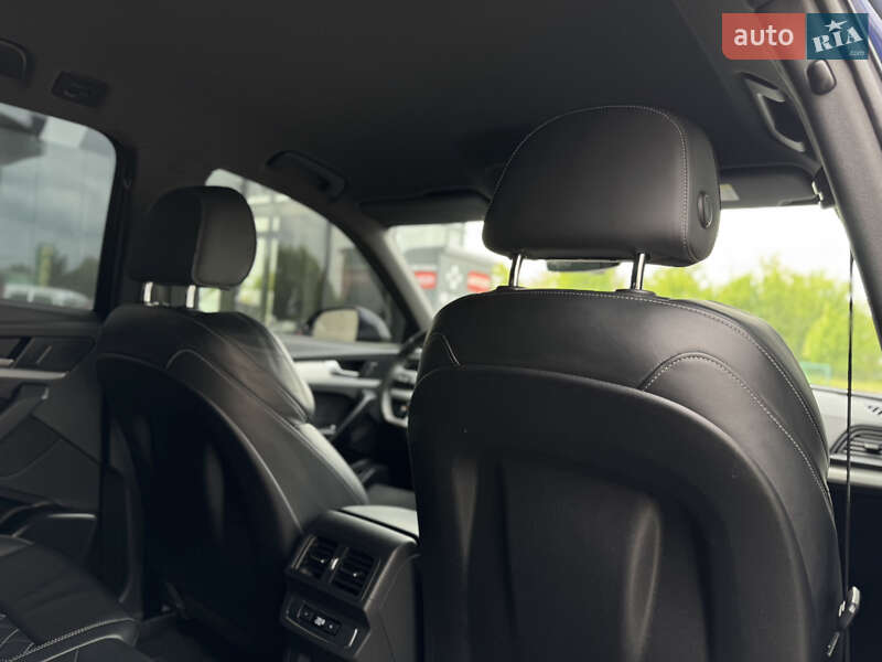 Позашляховик / Кросовер Audi Q5 2020 в Луцьку