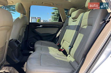 Внедорожник / Кроссовер Audi Q5 2015 в 