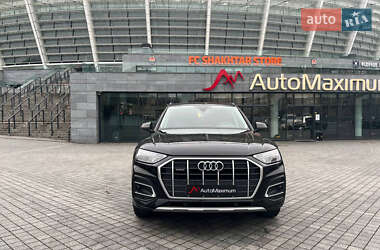 Внедорожник / Кроссовер Audi Q5 2021 в 
