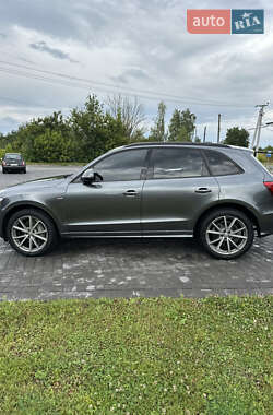 Внедорожник / Кроссовер Audi Q5 2015 в 