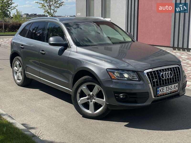 Позашляховик / Кросовер Audi Q5 2012 в Дніпрі
