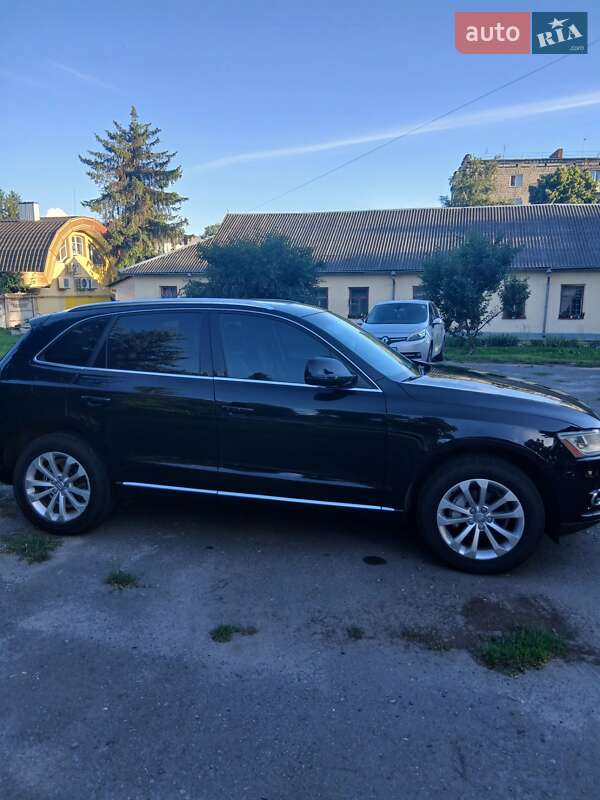 Внедорожник / Кроссовер Audi Q5 2012 в Остроге фото 3 Внедорожник / Кроссовер Audi Q5 2012 в Остроге