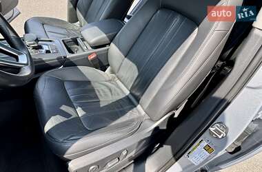 Позашляховик / Кросовер Audi Q5 2018 в 