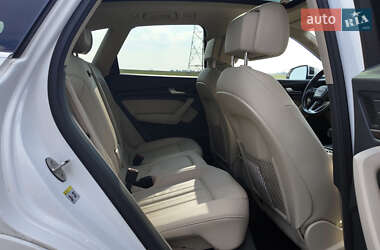 Позашляховик / Кросовер Audi Q5 2018 в 
