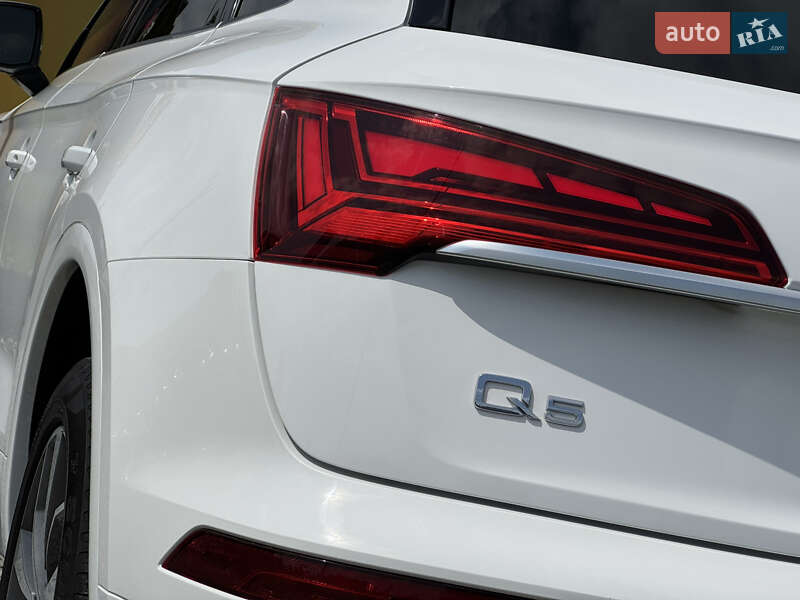 Позашляховик / Кросовер Audi Q5 2020 в Стрию