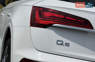 Внедорожник / Кроссовер Audi Q5 2020 в 