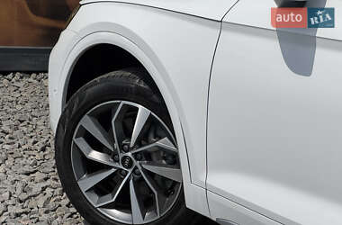 Внедорожник / Кроссовер Audi Q5 2020 в 