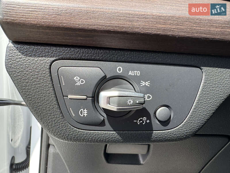 Позашляховик / Кросовер Audi Q5 2020 в Стрию