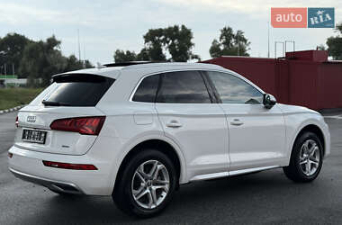 Внедорожник / Кроссовер Audi Q5 2019 в 