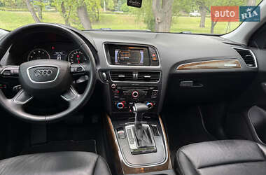 Внедорожник / Кроссовер Audi Q5 2012 в 