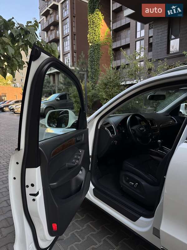 Позашляховик / Кросовер Audi Q5 2015 в Болграді