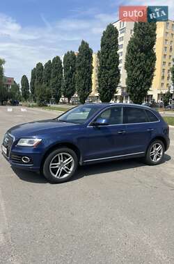 Внедорожник / Кроссовер Audi Q5 2015 в 
